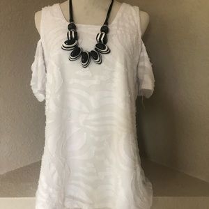 Lulu B white cold shoulder top